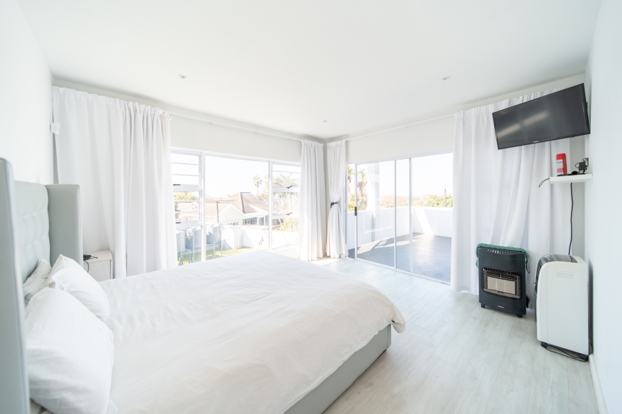 5 Bedroom Property for Sale in Nahoon Eastern Cape
